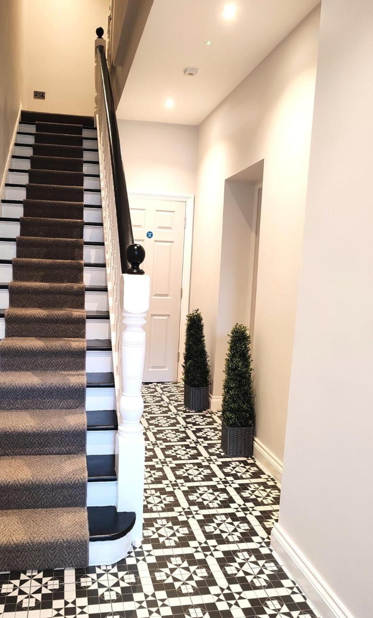 Stunning Modern Apartment Sleeps 4 - 6 Min Walk From Golden Beaches-Free Parking Bournemouth Ngoại thất bức ảnh